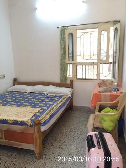 Sri Shankaraa Guest House Tiruvannāmalai Buitenkant foto