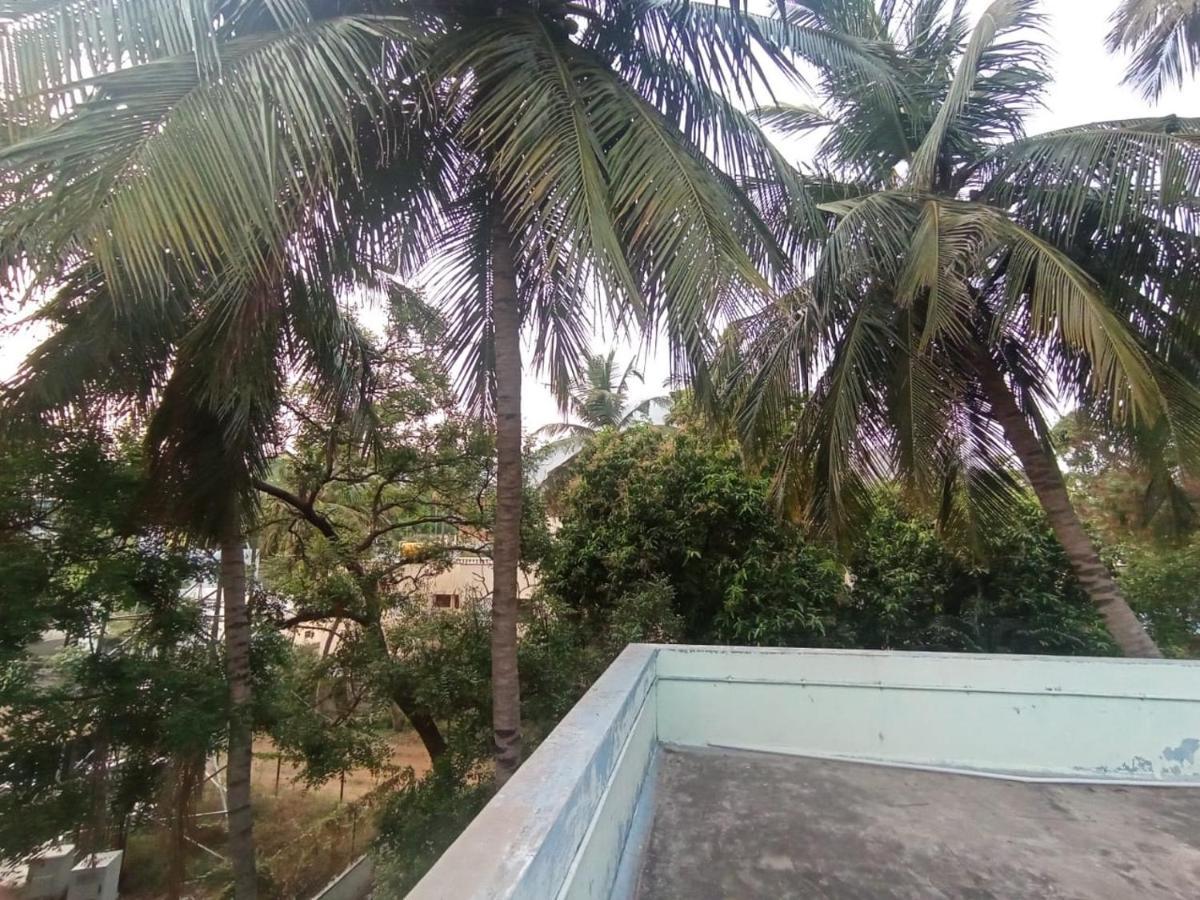 Sri Shankaraa Guest House Tiruvannāmalai Buitenkant foto